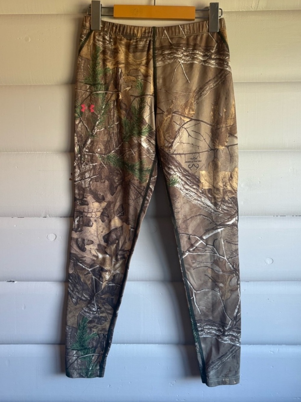 Under Armour Scent Control ColdGear Realtree Hunting Base Layer Leggings Womens